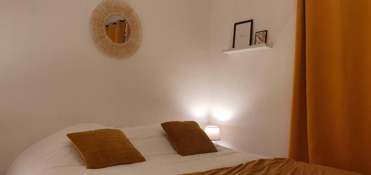 Studio Et Appartement A 2 Pas De La Cite カルカソンヌ エクステリア 写真