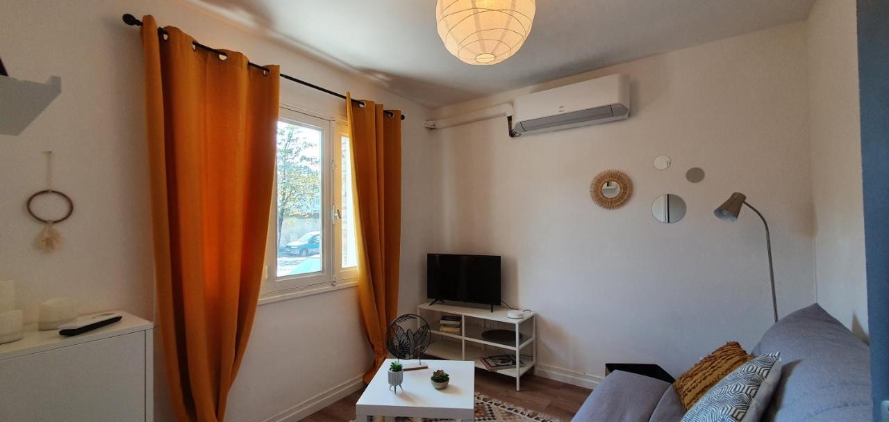 Studio Et Appartement A 2 Pas De La Cite カルカソンヌ エクステリア 写真